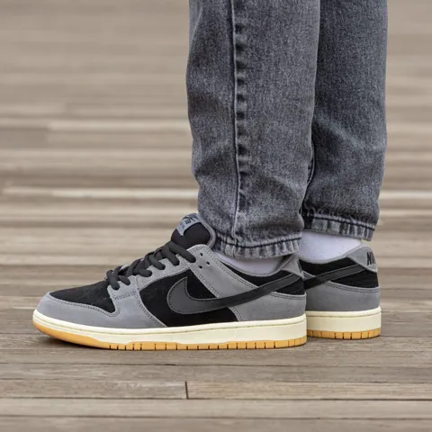 Nike Sb Dunk Low Black Grey Brown