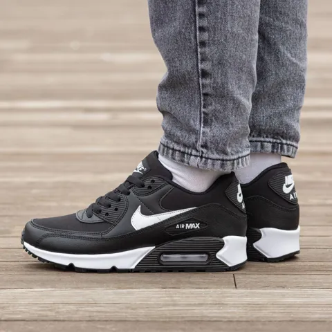 Nike Air Max 90 Black White