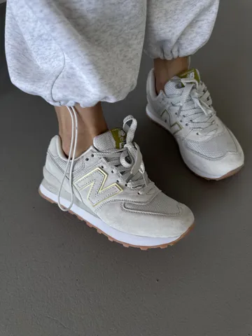 NEW BALANCE 574 | LIGHT GREY / GOLD (р)