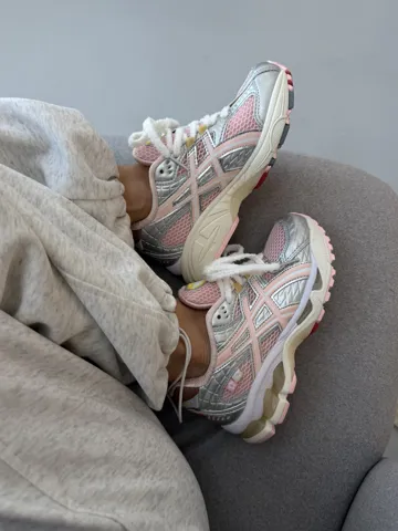 ASICS GEL NIMBUS x VANDY THE PINK (10)